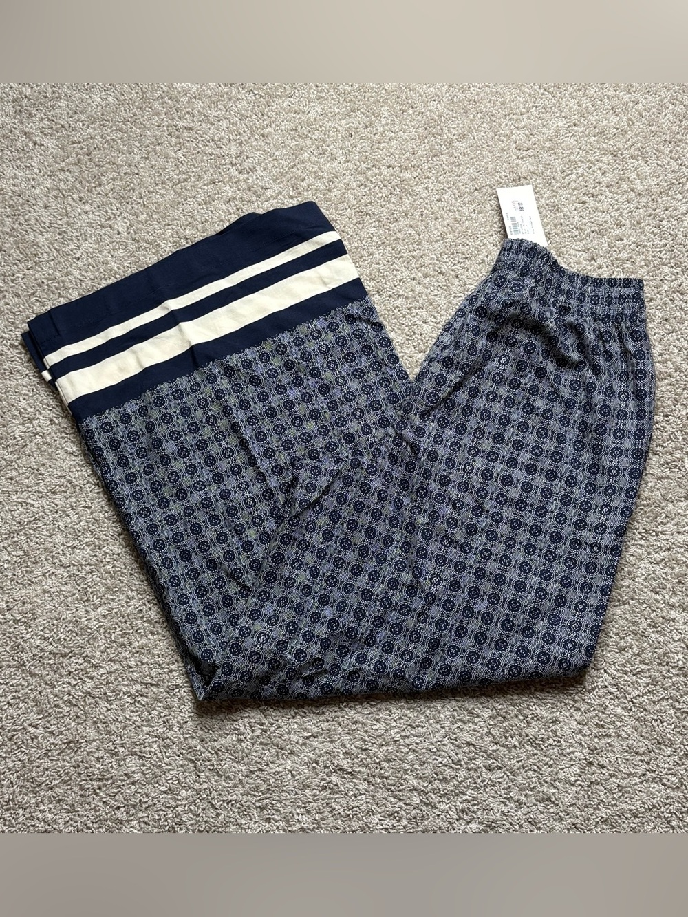 Evereve Bria Printed Pant